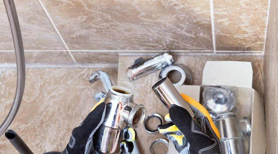 Professional gutter cleaning in Fort Gay, WV